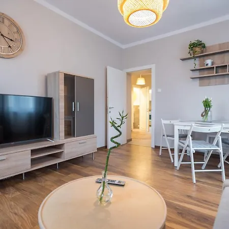 Hello - Park Przy Termach Apartment